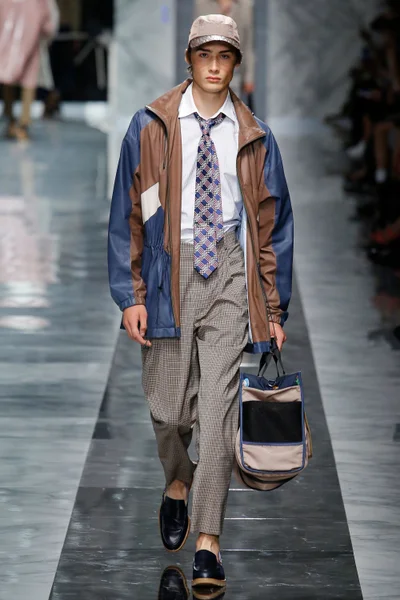 Look 12